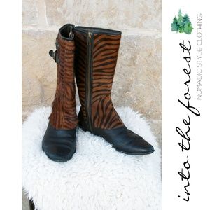 Unique Born Zebra Boots Size 37 (U.S. 6 1/2)